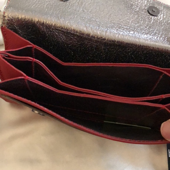 Botkier New York Cobble Hill Expandable Leather Crossbody Luscious Red Combo NWT - Picture 8 of 16